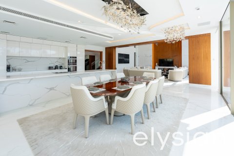 Villa in Signature Villas, Palm Jumeirah, Dubai 6 bedrooms, 904 sq.m. № 37963 - photo 9