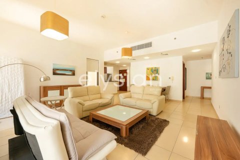 Apartamento en Shams, Jumeirah Beach Residence, Dubai, 1 dormitorio, 111 m², № 37962 - foto 1
