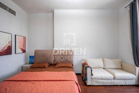 Apartment in Jumeirah Lake Towers, Dubai 2 bedrooms, 154.03 sq.m. № 125239 - photo 8