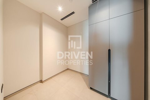 Apartment in Dubai 2 bedrooms, 163.88 sq.m. № 125236 - photo 7
