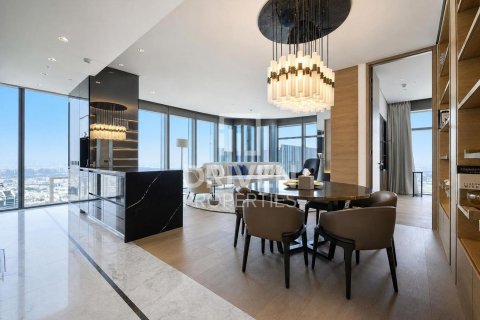 Apartment in Zabeel, Dubai 2 bedrooms, 142.98 sq.m. № 125324