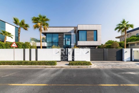 Villa in Pearl Jumeirah, Jumeirah, Dubai 5 bedrooms, 898.47 sq.m. № 125322 - photo 2