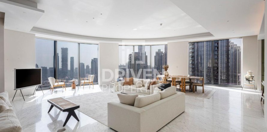 Apartment in Opera District, Downtown Dubai (Downtown Burj Dubai), Dubai 4 bedrooms, 480.87 sq.m. № 125323