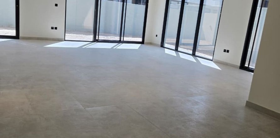 Adosado en Dubai, 3 dormitorios, 281.6 m², № 119165
