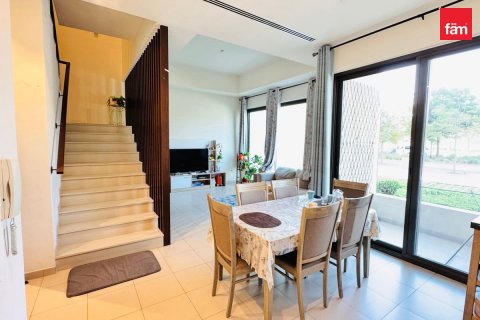 Duplex à Dubai, 3 chambres, 152.1 m², № 119167