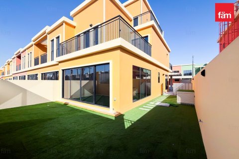 Townhouse in Dubai 5 bedrooms, 219.6 sq.m. № 119162 - photo 10