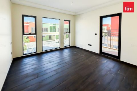 Townhouse in Dubai 5 bedrooms, 219.6 sq.m. № 119162 - photo 2