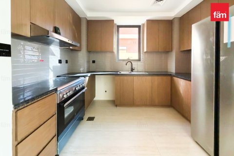 Townhouse in Dubai 5 bedrooms, 219.6 sq.m. № 119162 - photo 20
