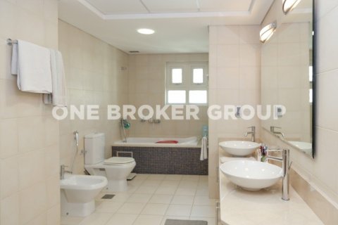 Appartement à Palm Jumeirah, Dubai, 3 chambres, 202.6 m², № 714 - photo 15