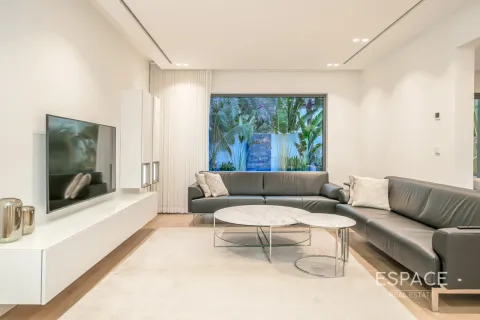 Villa à Meadows 1, Meadows, Dubai, 5 chambres, 390 m², № 61646 - photo 2