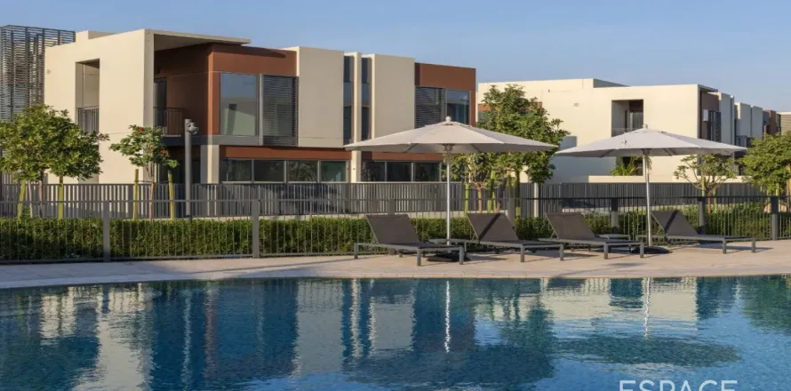 Maison de ville à Dubai Land, Dubai, 3 chambres, 208 m², № 61647