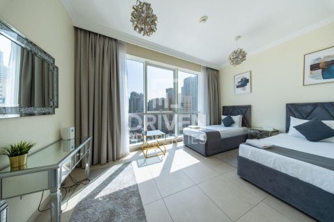 Apartment in Jumeirah Beach Residence, Dubai 2 bedrooms, 154.96 sq.m. № 128709 - photo 7