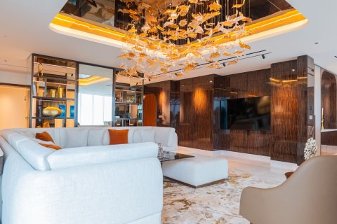 Ático en Dubai Studio City, Dubai, 5 dormitorios, 450.5 m², № 118268 - foto 7