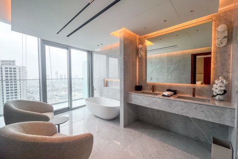 Ático en Dubai Studio City, Dubai, 5 dormitorios, 450.5 m², № 118268 - foto 10