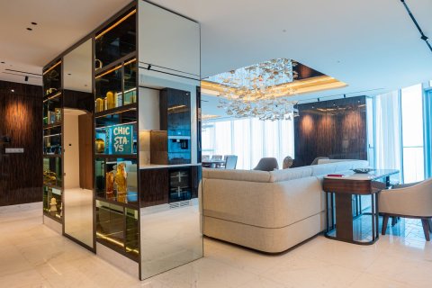 Ático en Dubai Studio City, Dubai, 5 dormitorios, 450.5 m², № 118268 - foto 2
