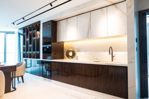 Ático en Dubai Studio City, Dubai, 5 dormitorios, 450.5 m², № 118268 - foto 4