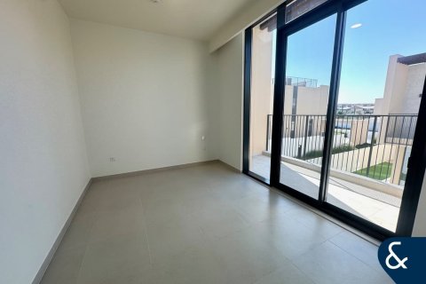 Снять в аренду виллу в EMAAR South, Dubai South (Dubai World Central), Дубай: 4 спальни, 231м², № 79046 - фото 10