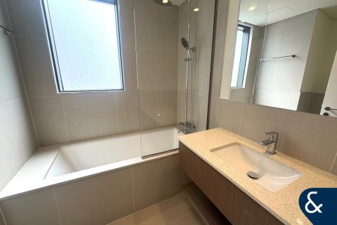 Снять в аренду виллу в EMAAR South, Dubai South (Dubai World Central), Дубай: 4 спальни, 231м², № 79046 - фото 13