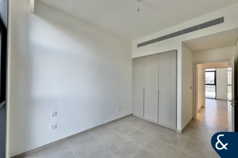 Снять в аренду таунхаус в Мудоне, Дубай: 3 спальни, 168м², № 79050 - фото 15