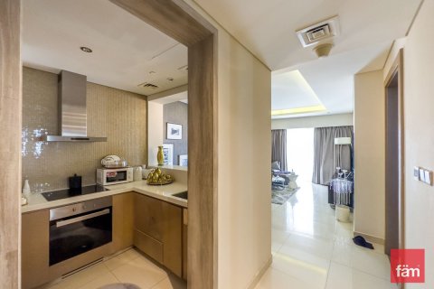 Hotel Apartment in Business Bay, Dubai 1 bedroom, 98 sq.m. № 69396 - photo 14