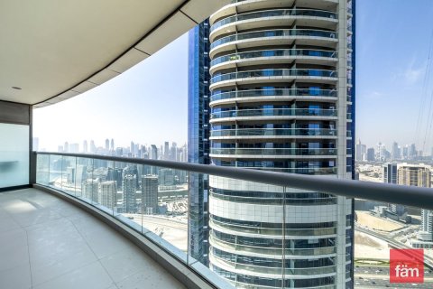 Hotel Apartment in Business Bay, Dubai 1 bedroom, 98 sq.m. № 69396 - photo 15