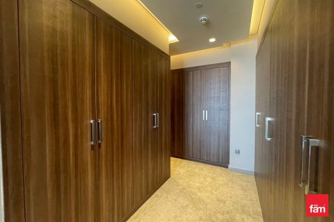Apartment in Dubai Media City, Dubai 4 bedrooms, 447.1 sq.m. № 49544 - photo 15