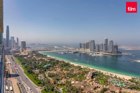 Apartment in Dubai Media City, Dubai 4 bedrooms, 447.1 sq.m. № 49544 - photo 1