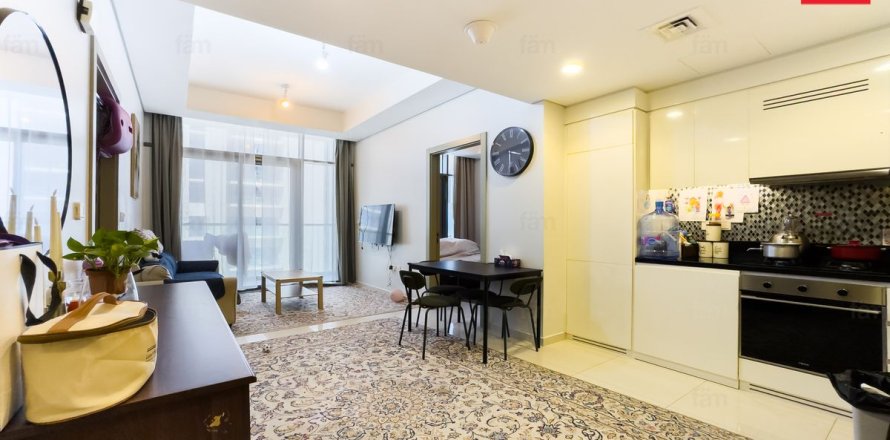 Appartement à Business Bay, Dubai, 2 chambres, 75.2 m², № 112836