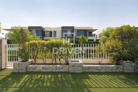 Townhouse in Maple at Dubai Hills Estate, Dubai Hills Estate, Dubai 4 bedrooms, 201.32 sq.m. № 128809 - photo 10