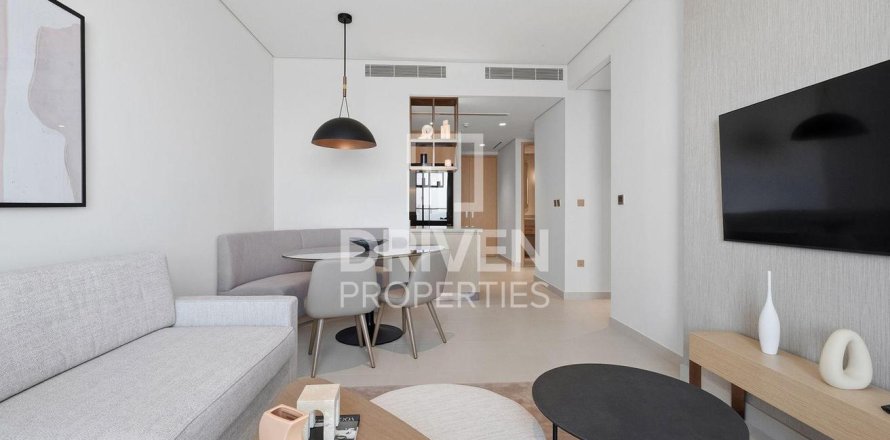 Apartment in Vida Residences Dubai Mall, Downtown Dubai (Downtown Burj Dubai), Dubai 2 bedrooms, 111.2 sq.m. № 128807