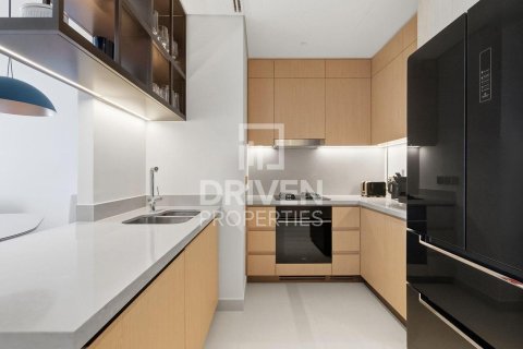 Apartment in Vida Residences Dubai Mall, Downtown Dubai (Downtown Burj Dubai), Dubai 2 bedrooms, 111.2 sq.m. № 128807 - photo 7