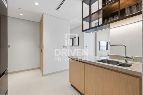 Apartment in Vida Residences Dubai Mall, Downtown Dubai (Downtown Burj Dubai), Dubai 2 bedrooms, 111.2 sq.m. № 128807 - photo 8
