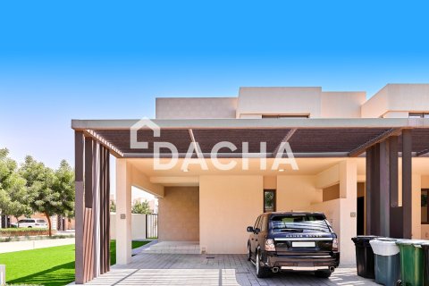 Villa in EMAAR South, Dubai South (Dubai World Central), Dubai 4 bedrooms, 237 sq.m. № 105789 - photo 2