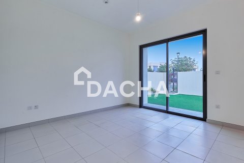 Villa in EMAAR South, Dubai South (Dubai World Central), Dubai 4 bedrooms, 237 sq.m. № 105789 - photo 7