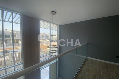 Townhouse in Dubai Land, Dubai 2 bedrooms, 124 sq.m. № 105785 - photo 16