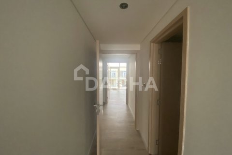 Townhouse in Dubai Land, Dubai 2 bedrooms, 124 sq.m. № 105785 - photo 25
