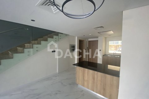 Townhouse in Dubai Land, Dubai 2 bedrooms, 124 sq.m. № 105785 - photo 13