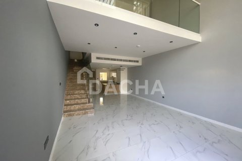 Townhouse in Dubai Land, Dubai 2 bedrooms, 124 sq.m. № 105785 - photo 14