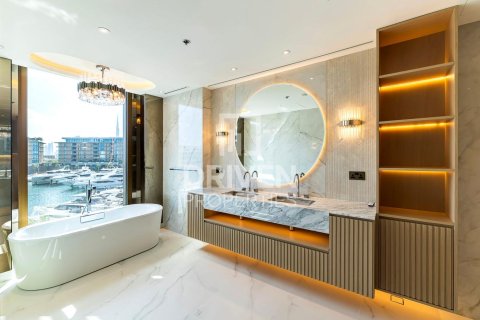 Apartment in Jumeirah Bay Island, Jumeirah, Dubai 2 bedrooms, 209 sq.m. № 20388 - photo 21