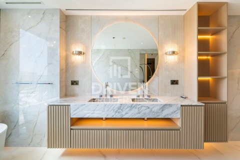 Apartment in Jumeirah Bay Island, Jumeirah, Dubai 2 bedrooms, 209 sq.m. № 20388 - photo 11