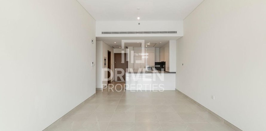 Квартира в Аль-Васле, Дубай, 2 спальни, 135м², № 20387