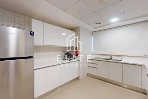 Apartment in Dubai 2 bedrooms, 363 sq.m. № 85435 - photo 5