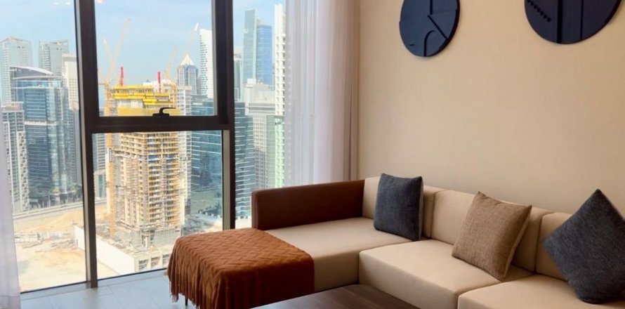 Apartamento en Business Bay, Dubai, 1 dormitorio, 75.5 m², № 92021