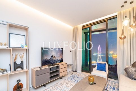 Снять в аренду квартиру в The Address Jumeirah Resort and Spa, Джумейра Бич Резиденс, Дубай: 2 спальни, 108м², № 46119 - фото 1