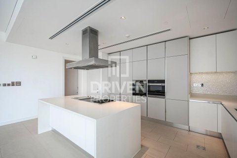 Apartment in Seventh Heaven, Al Barari, Dubai 2 bedrooms, 244.06 sq.m. № 129745 - photo 9