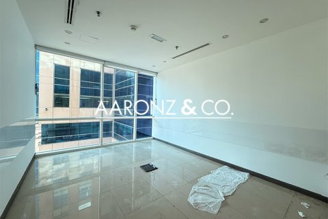Снять в аренду офис в Бизнес-Бэе, Дубай: 312м², № 93017 - фото 7