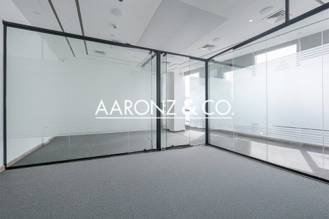 Снять в аренду офис в Бизнес-Бэе, Дубай: 60м², № 93013 - фото 4