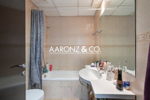 Купить квартиру в Дубай Марине, Дубай: 1 спальня, 84м², № 93016 - фото 11