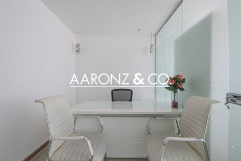 Снять в аренду офис в Бизнес-Бэе, Дубай: 89м², № 93014 - фото 5