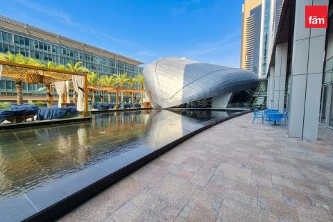 Снять в аренду офис в DIFC, Дубай: 48.9м², № 118727 - фото 2